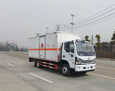 大力牌DLQ5120XRQEQ6型易燃?xì)怏w廂式運(yùn)輸車